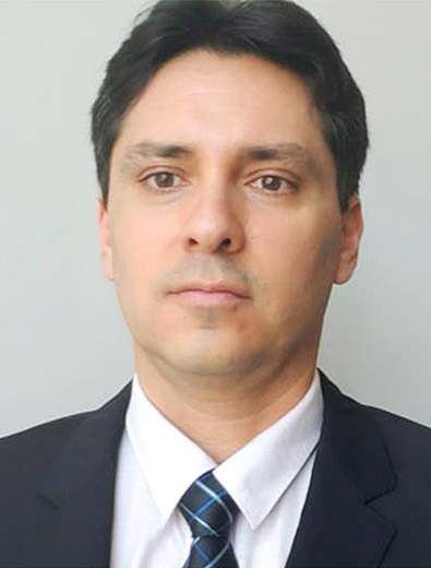 Mgr. Ricardo Anglarill Serrate